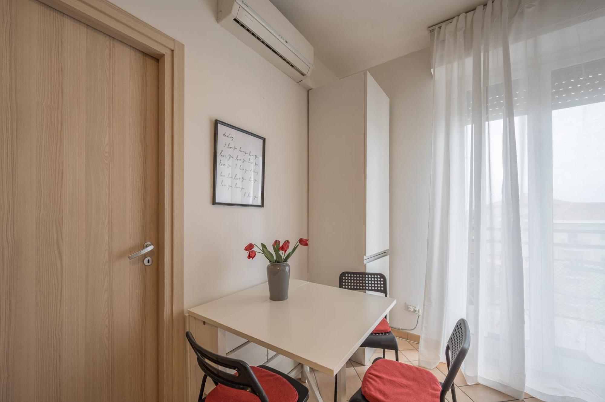 Primopiano - Palmanova Apartment Milan Luaran gambar